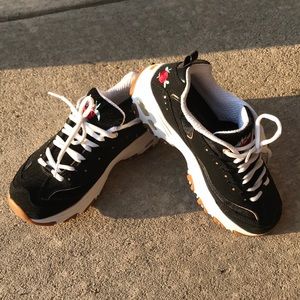 Skechers D’Lites Rose Bloom Sneakers